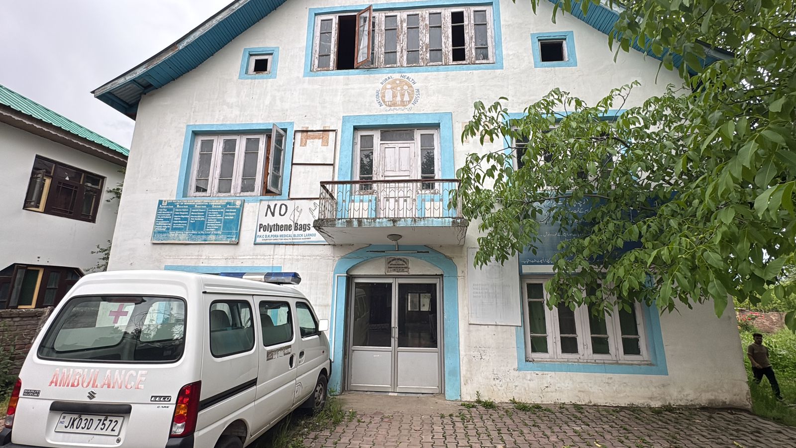 Controversy irks Damhal Khoshipora NTPHC as MLA 44 Anantnag Pushes to Vacate NTPHC Building.