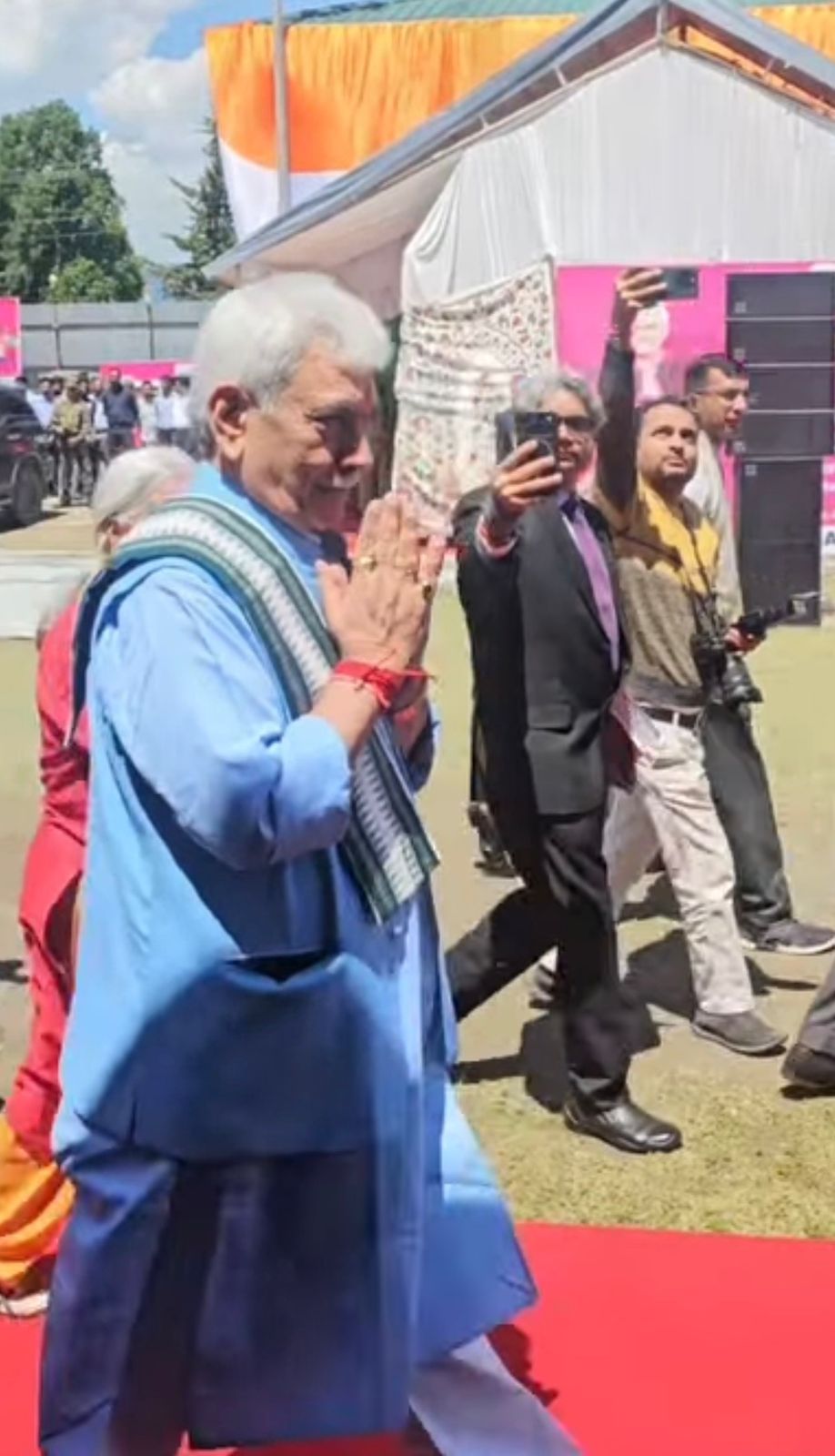 Massive Public Turnout Marks Mega Padyatra Under ‘100 Days Nasha Mukt J&K Abhiyaan’ in Bandipora; LG Manoj Sinha Leads Anti-Drug Campaign