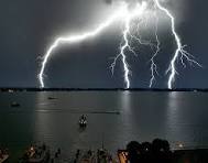 One dead, another injured as hailstorm wreaks havoc in Lolab
