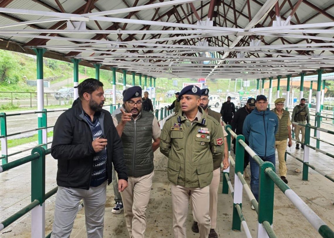 SSP Anantnag Conducts Comprehensive Security Review of SANJY-2026 Arrangements at Pahalgam