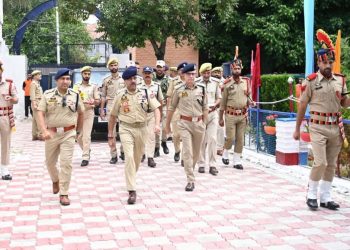 DGP Nalin Prabhat Flags Off 45 Mountain Rescue Teams for Amarnath Yatra 2026; Calls for Round-the-Clock Vigilance