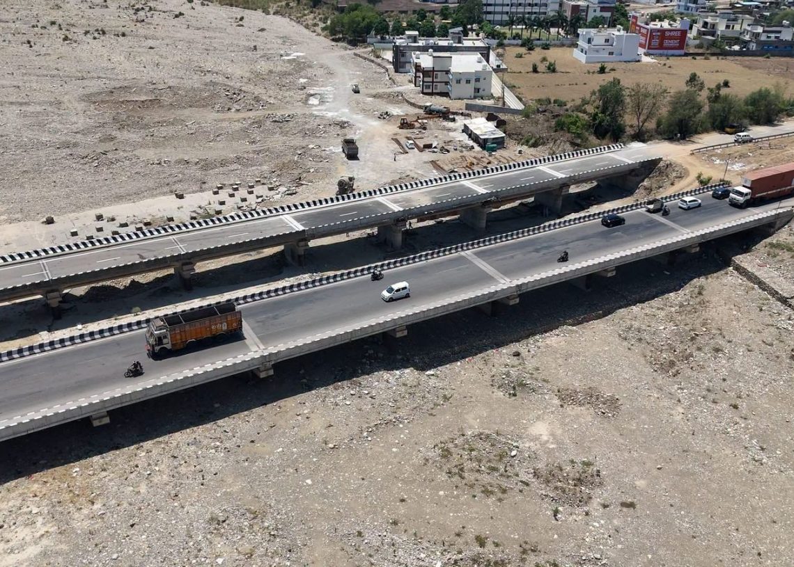 NH-44 Connectivity Fully Restored as Flood-Damaged Ravi, Sehar Khad Bridges Reopen; Major Relief for Amarnath Yatra: Gadkari