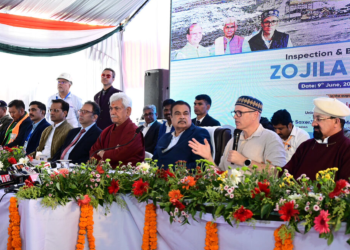 Omar Welcomes Zojila Breakthrough, Appeals To Gadkari To Launch Direct Air Connectivity To Kargil