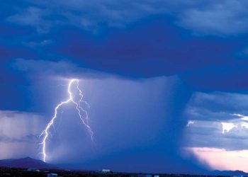 Cloudburst Triggers Flash Flood in Nala Overa, Pahalgam; Power Supply Suspended in Four Areas as Precaution