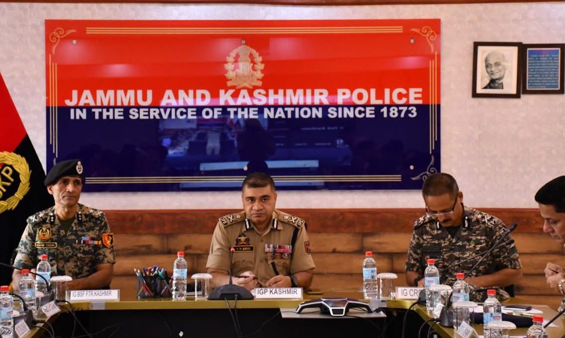 IGP Kashmir Reviews Security Arrangements for Independence Day Celebrations Across Valley