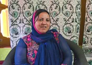 “Azi Tae Fazi Hund Izzat”: Sakina Itoo Turns BJP’s Remarks on Kashmiri Women Into Political Taunt at Kulgam Rally